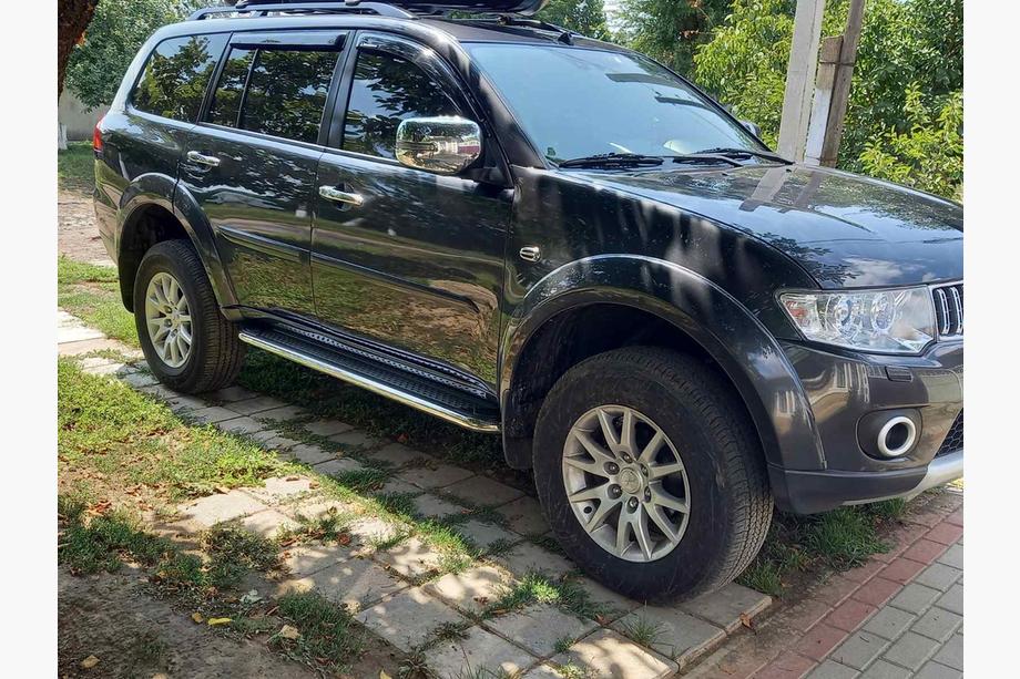 Mitsubishi Pajero Sport 2008-2015 Praguri Laterale Maydos V2 (2 buc, Aluminiu si Otel Inoxidabil) Foto 6