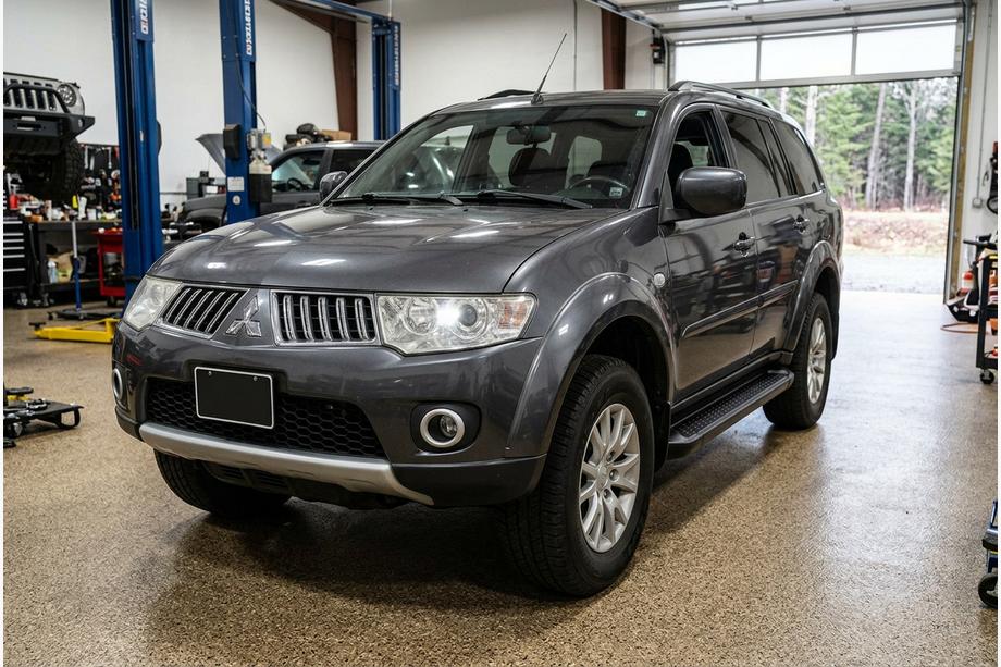 Mitsubishi Pajero Sport 2008-2015 Praguri Laterale Allmond Black (2 buc, Aluminiu) Foto 1