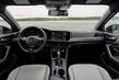 A șaptea generație Volkswagen Jetta sedan foto 6