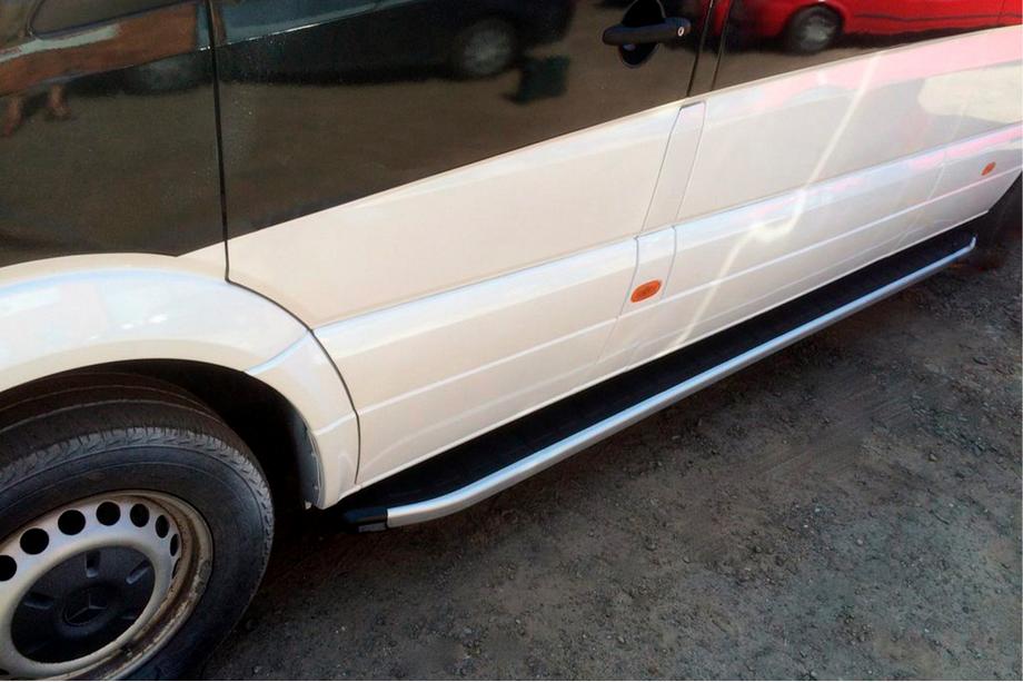 Mercedes Sprinter W907/W910 2018- Praguri laterale Fullmond (2 buc, aluminiu) Image