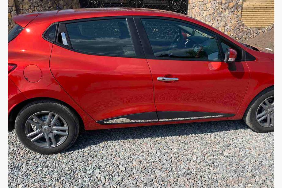 Renault Clio IV 2012-2019 Molduri usa drepte (4 buc, inox) Image