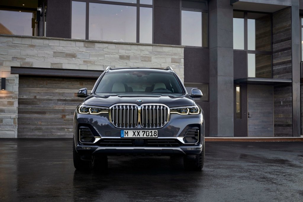 Pilot de crossover BMW X7