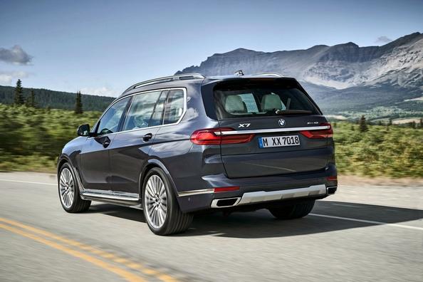 Pilot de crossover BMW X7 Fotografie 4