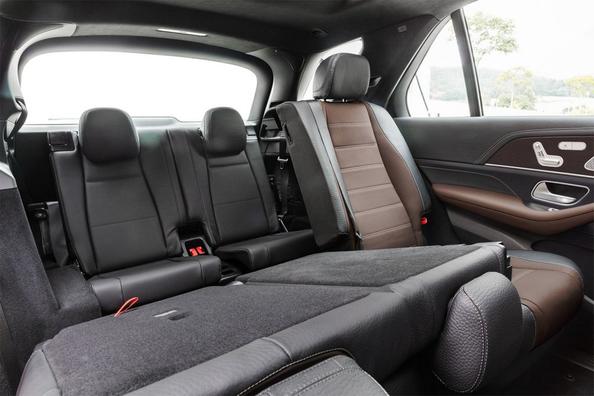 Premium crossover Mercedes-Benz GLE o nouă generație de Fotografie 9