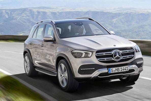 Premium crossover Mercedes-Benz GLE o nouă generație de Fotografie 7