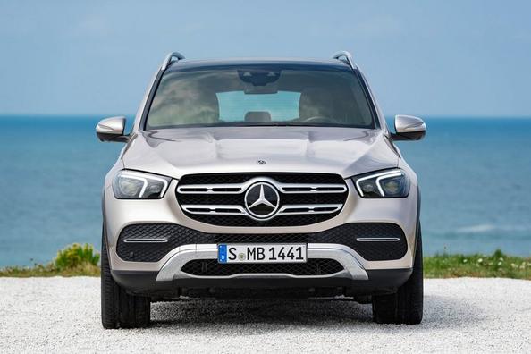 Premium crossover Mercedes-Benz GLE o nouă generație de Fotografie 1