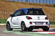 Opel Adam recenzie subcompactă hatchback foto 8
