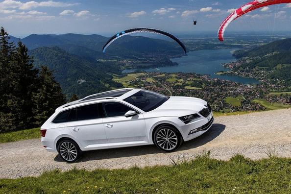 Review break Skoda Superb Combi a treia generație Fotografie 9