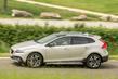 Review off-road de versiunea hatchback Volvo V40 Cross Country foto 3