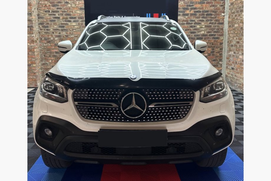 Mercedes X class 2017-2020 Grila Fata Diamond Image
