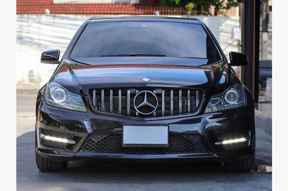 Mercedes C-class W204 2007-2015 Grila Fata GT Panamericana Image