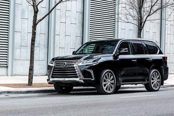 Review actualizat Lexus LX