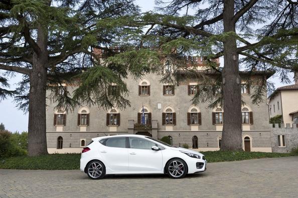 Review hatchback KIA Ceed GT Fotografie 7