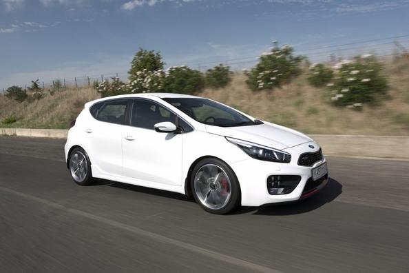 Review hatchback KIA Ceed GT Fotografie 2