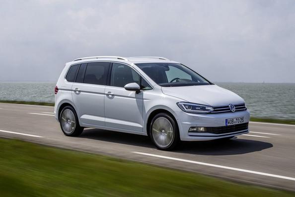 Review minivan compact Volkswagen Touran
