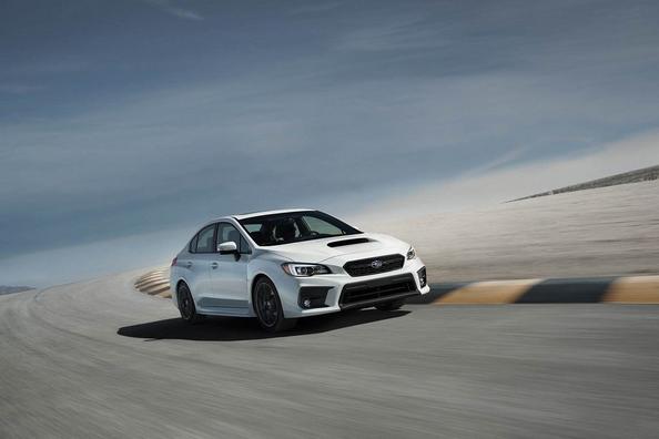 Review actualizat sedan Subaru WRX Fotografie 5