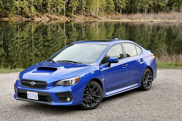 Review actualizat sedan Subaru WRX Fotografie 2