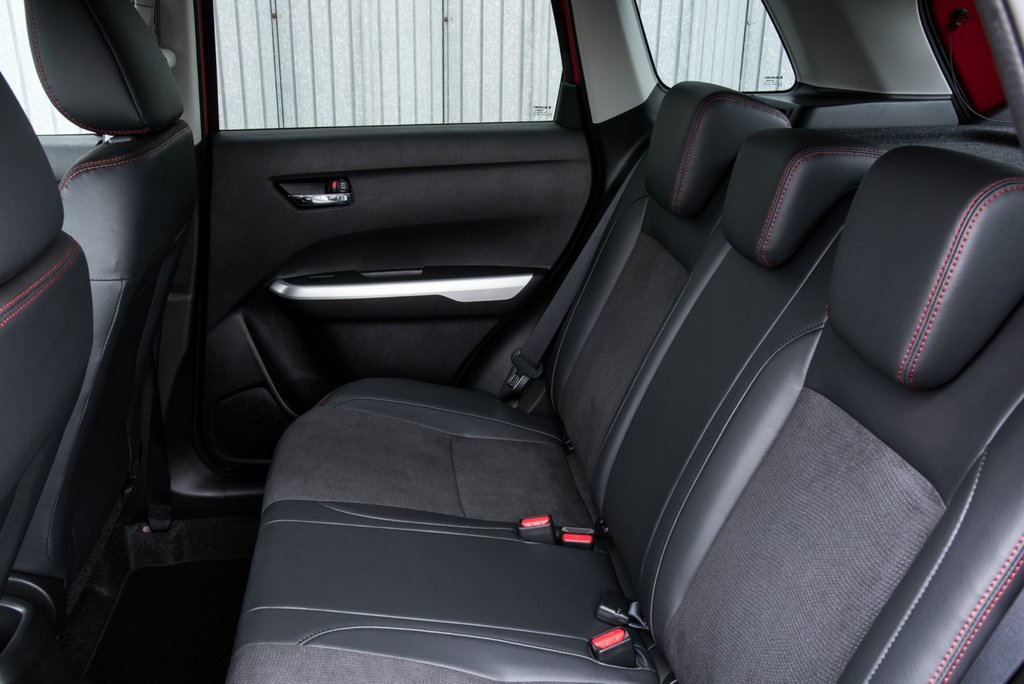 Review compact crossover Suzuki Vitara S