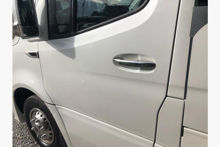 Mercedes Sprinter W907/W910 2018- Capace manere usi inox 5 buc, OmsaLine - Otel Inoxidabil Italian Foto 2