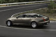 Review-pilot sedan Jaguar XJ foto 9