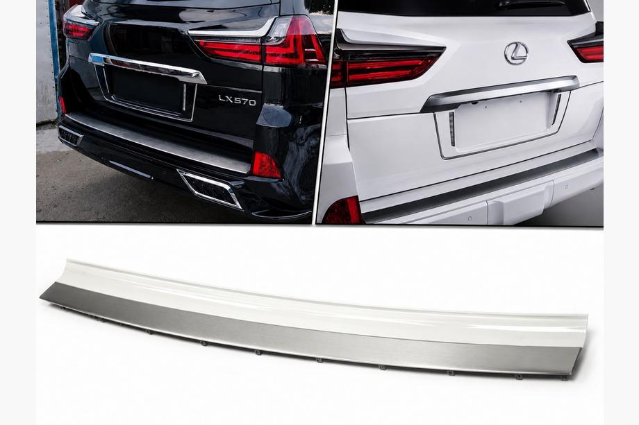 Lexus LX570/450d 2008-2022 Insert bara spate cu crom (2016+) Image