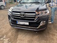 Toyota Land Cruiser 200 2007-2021 Grila radiator 2016-2021 (design 2019) Fara camera foto 8