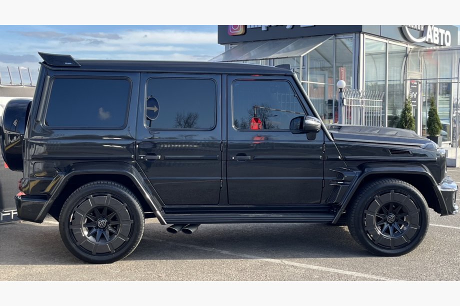 Mercedes G class W463 1990-2018 Molduri usi negre preasamblate (design 2019) Foto 2