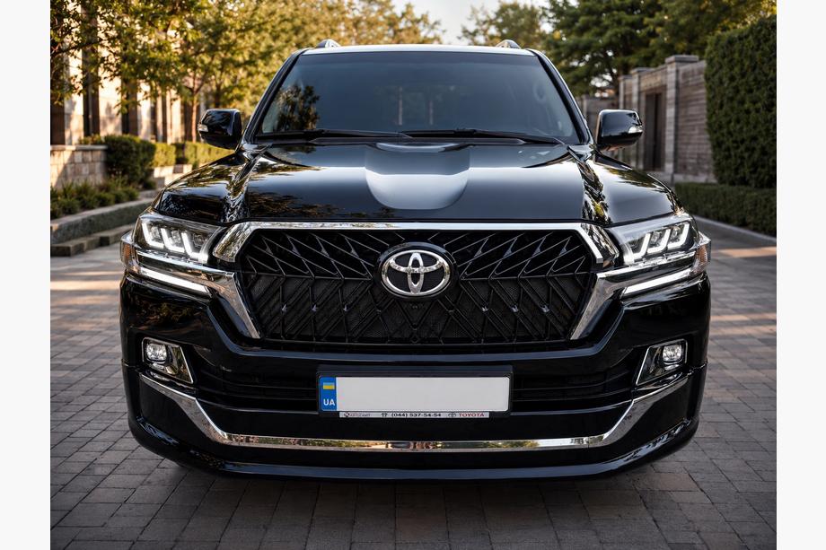 Toyota Land Cruiser 200 2007-2021 Set body kit 2016-2021 (Executive 2019) Negru Foto 6