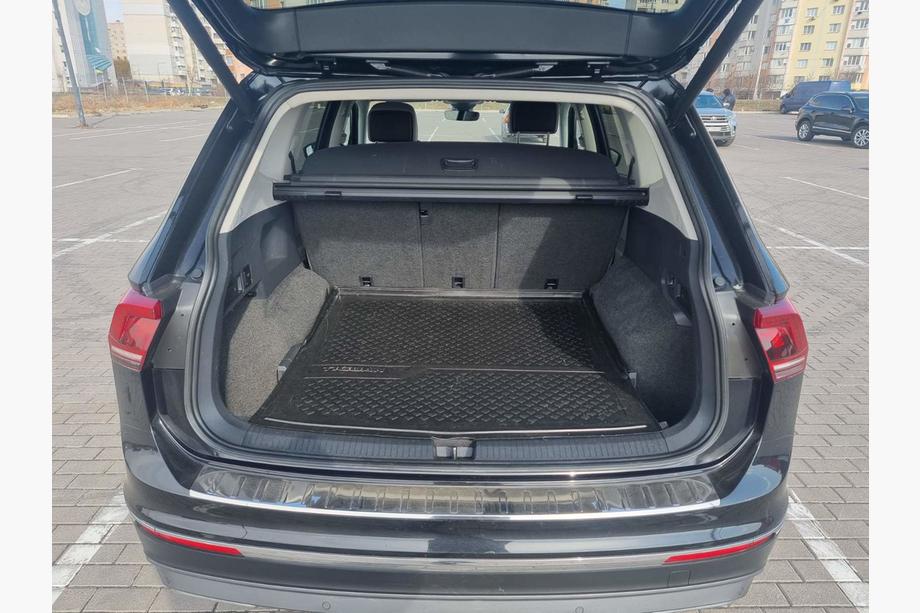 Volkswagen Tiguan 2016-2023 Protectie bara spate inox (Carmos) Image