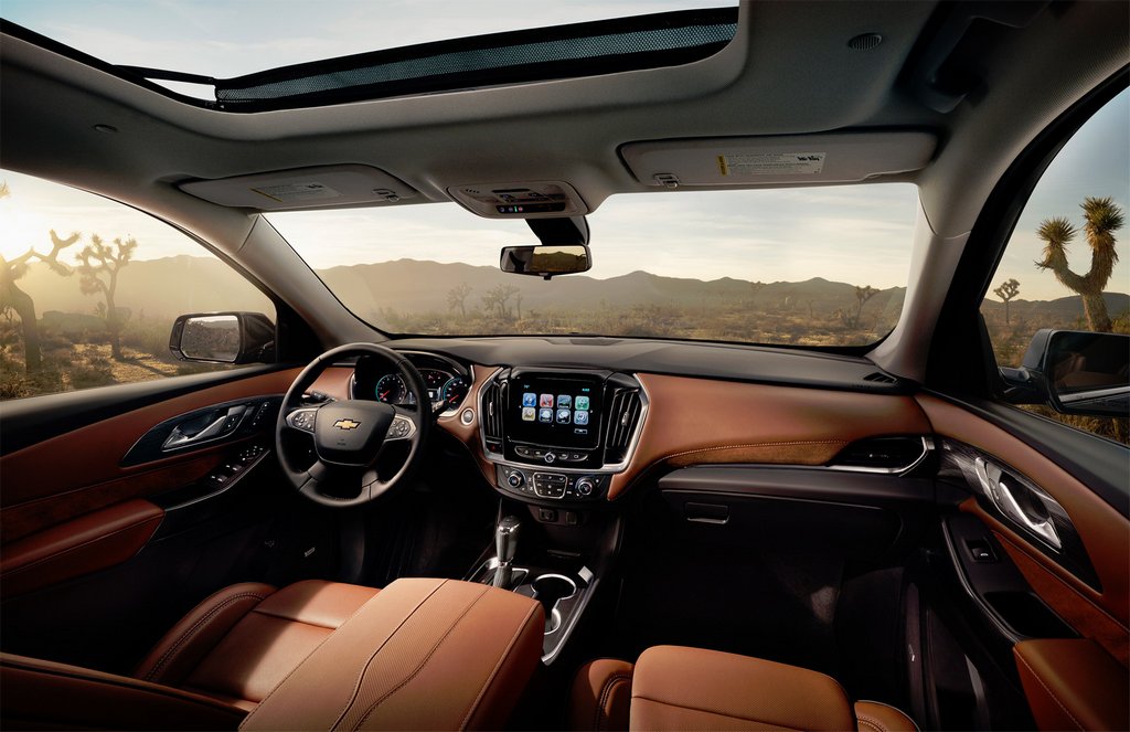 Review crossover Chevrolet Traverse