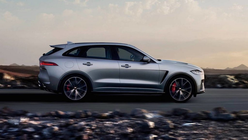 Modificare îmbunătățită a crossover-ului premium Jaguar F-Pace SVR