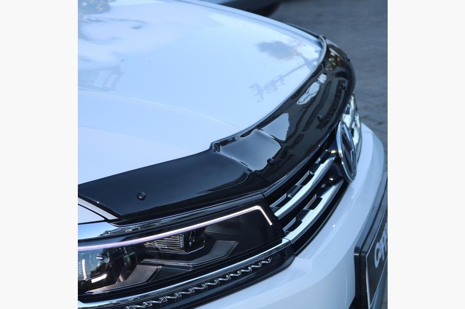 Volkswagen Tiguan 2016-2023 Deflector capota (EuroCap) Image