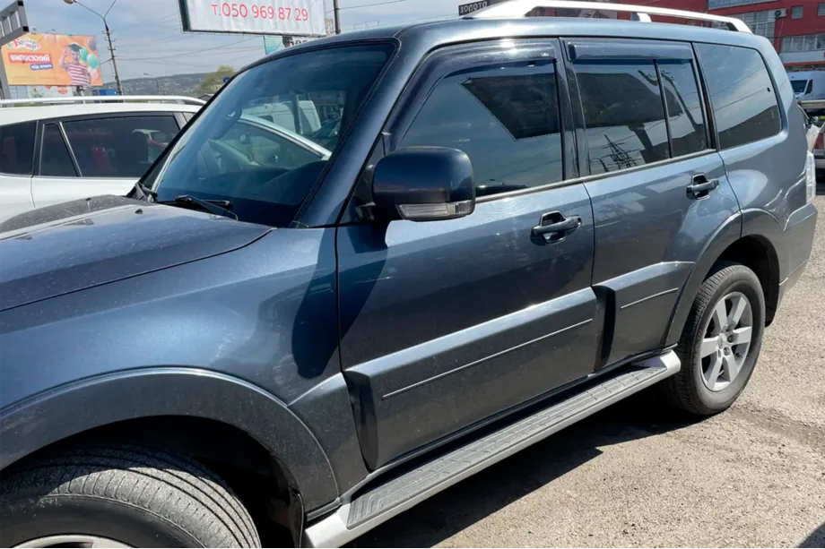 Mitsubishi Pajero Wagon IV 2006-2021 Deflectoare Geamuri (4 buc, HIC) Image