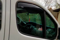 Opel Vivaro 2001–2015 Deflectoare geam incastrabile (2 buc, HIC) foto 2