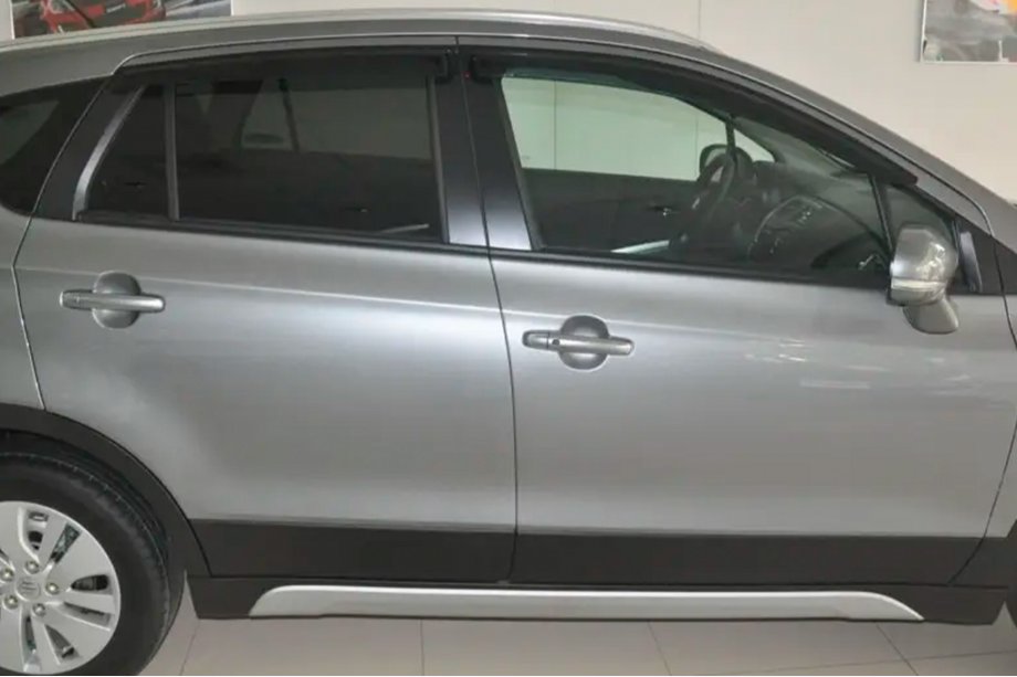 Suzuki SX4 S-Cross 2013-2016 Deflectoare Geamuri (4 buc, HIC) Foto 2