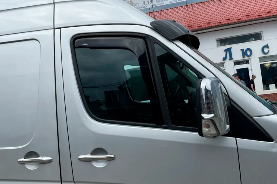 Volkswagen Crafter 2006-2016 Deflectoare geam incastrabile (2 buc, HIC) Image