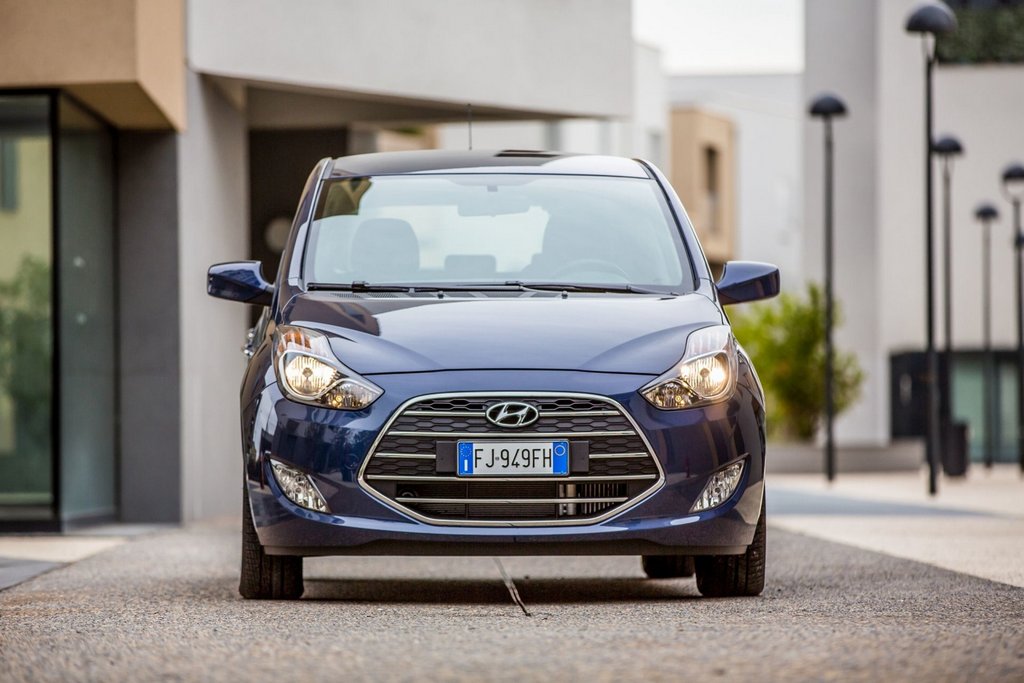 Review actualizat microvan Hyundai ix20