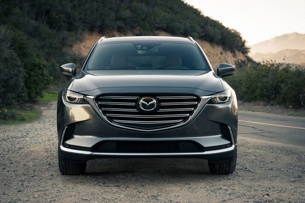 A doua generație de full-size crossover Mazda CX-9
