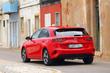 Prezentare generală a treia generație a hatchback-ului Kia Ceed foto 2