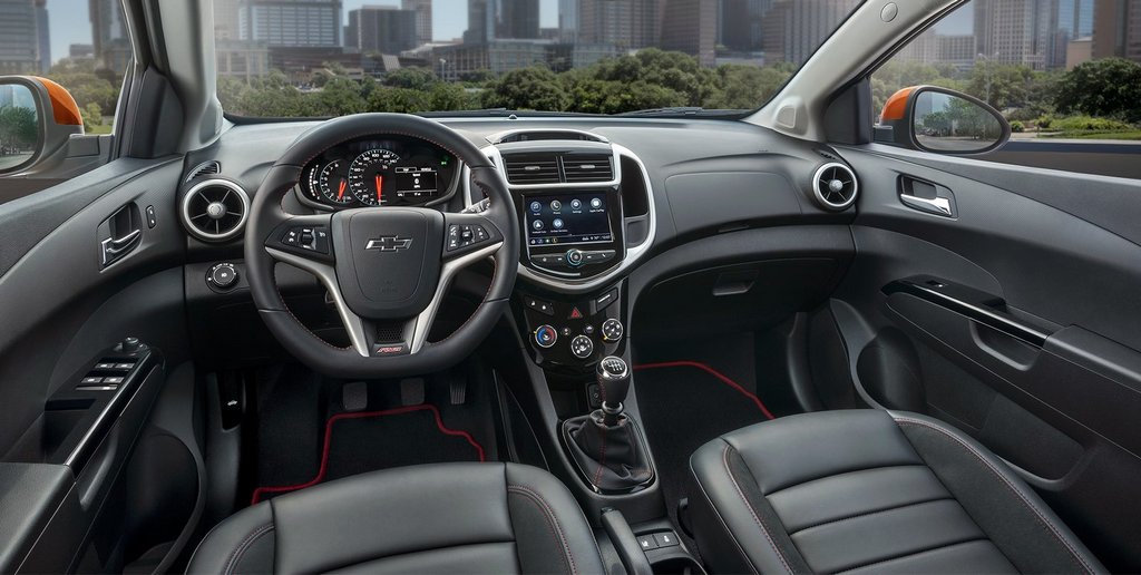 Review actualizat sedan Chevrolet Aveo