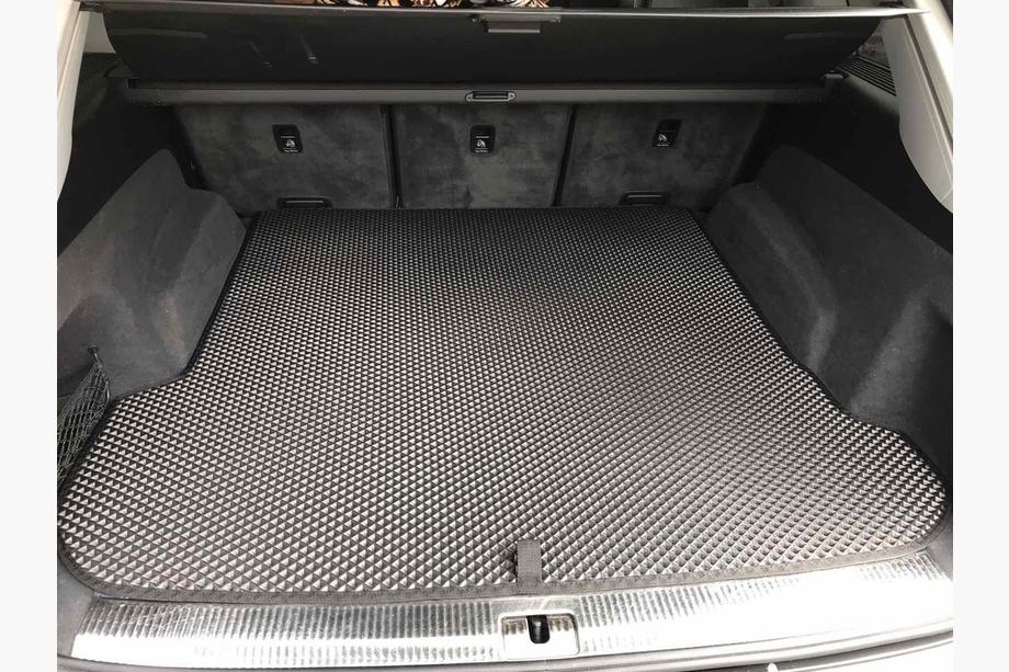 Audi Q7 2015–2026 Covoras portbagaj (EVA, Negru) Image
