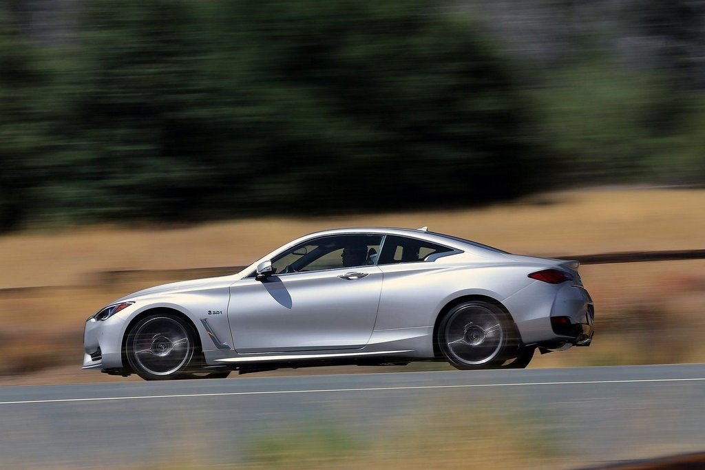Review sport coupe Infiniti Q60