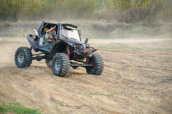 Competiție off-road: etapa campionatului ucrainean RFC Off Road de la Cernăuți Fotografie 10