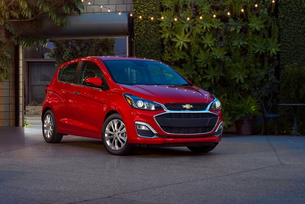 Prezentare generală a actualizat un hatchback compact Chevrolet Spark