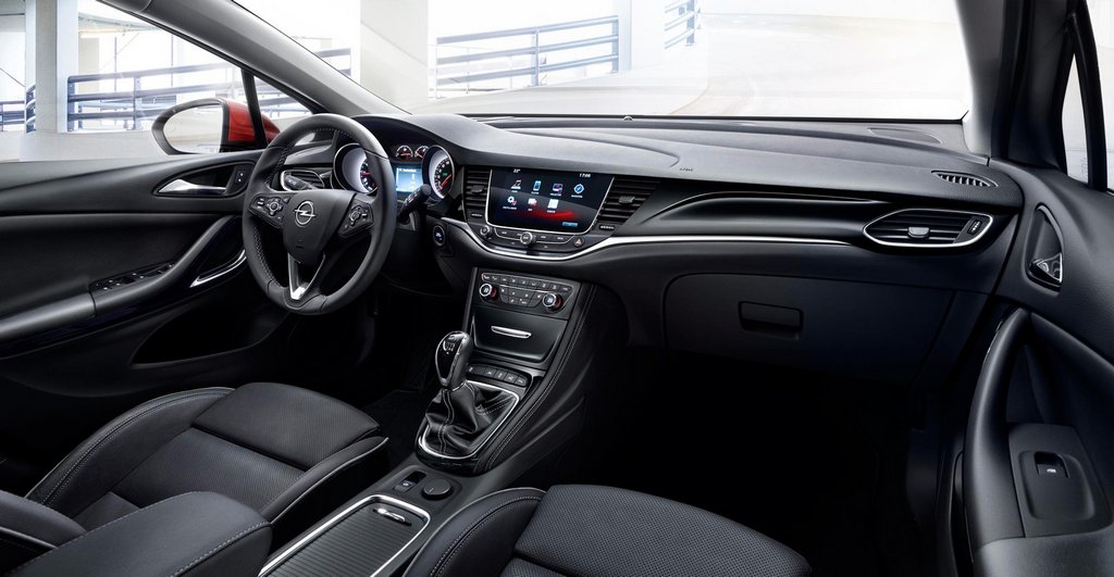 Review hatchback cu cinci uși Opel Astra K