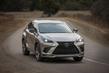 Premium crossover compact Lexus NX foto 1