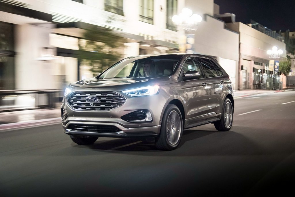 Review actualizat crossover Ford Edge