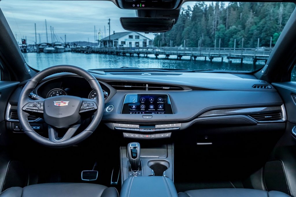 De lux a suv-ului compact Cadillac XT4