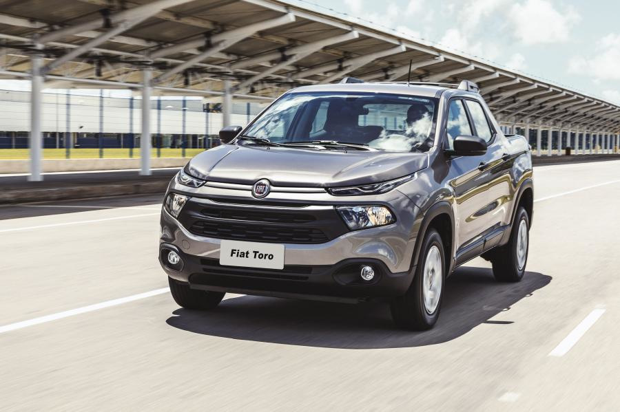 Prezentare de talie mijlocie camioneta Fiat Toro