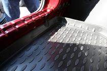 Renault Duster 2008–2017 Covoras portbagaj cauciuc (Novline) Crossover (2WD) foto 2